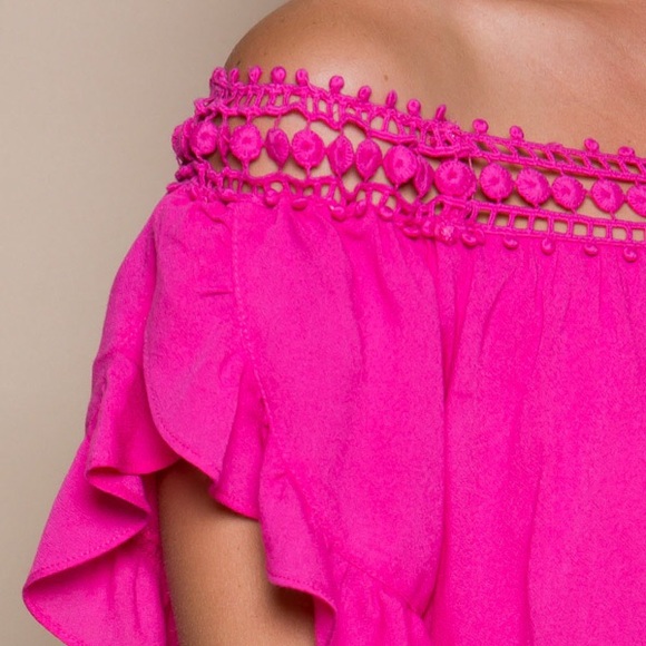 Pink fuchsia off the shoulder top with lace - Picture 5 of 6